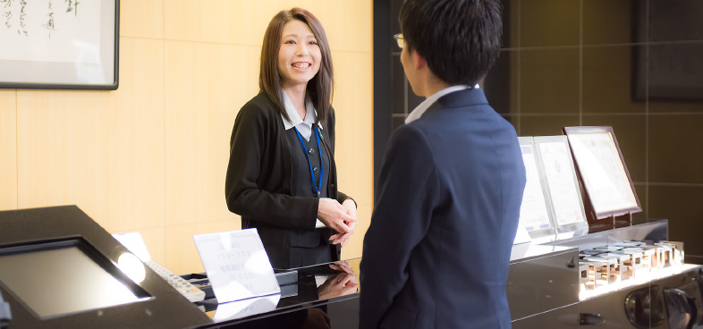 ソニック本社　総務・経理部